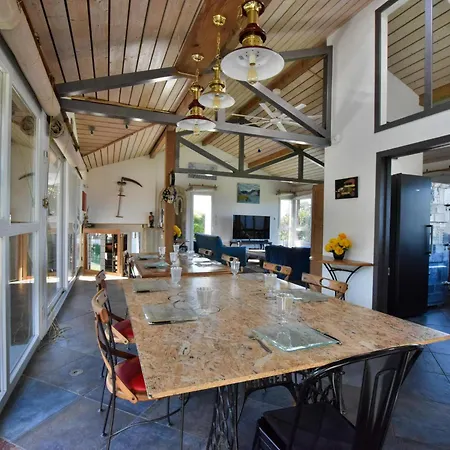 Spacieuse Avec Terrasse Et Jardin, Animaux Et Parking Admis - Fr-1-498-19