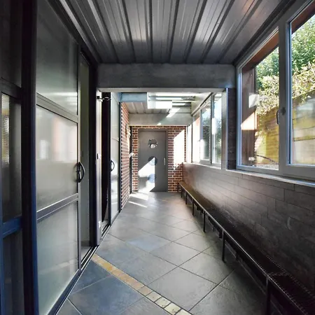 Spacieuse Avec Terrasse Et Jardin, Animaux Et Parking Admis - Fr-1-498-19