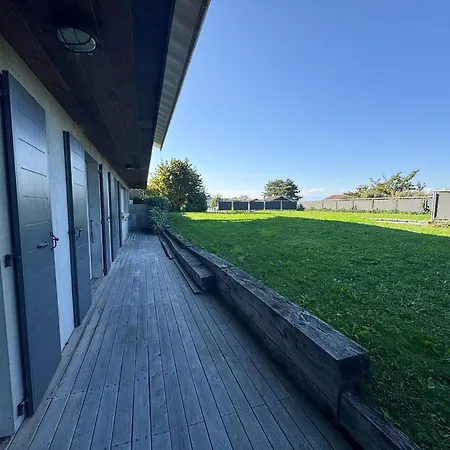 Spacieuse Avec Terrasse Et Jardin, Animaux Et Parking Admis - Fr-1-498-19 *